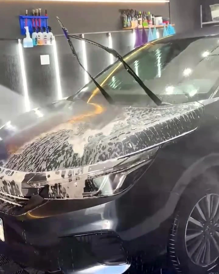 Do cuidado ao brilho. — durante